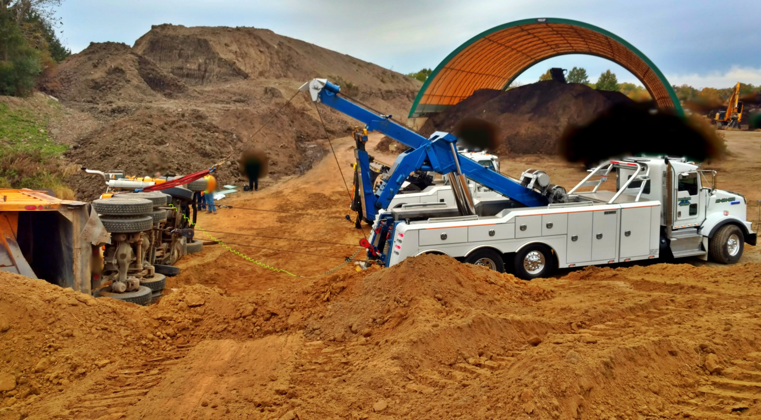 Clean Towing Rig Bob's Garage & Towing |Heavy Towing Service|Semi Truck Towing|Heavy ...